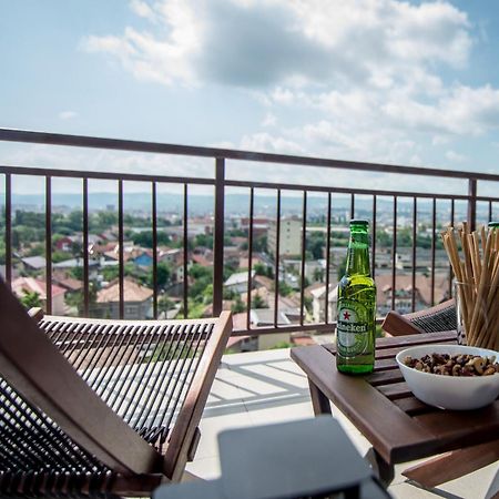 The Aviator Apartment - Jacuzzi&Panoramic View Cluj-Napoca Esterno foto