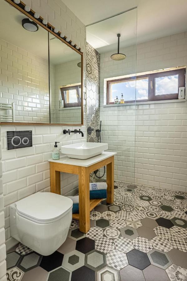 The Aviator Apartment - Jacuzzi&Panoramic View Cluj-Napoca Esterno foto